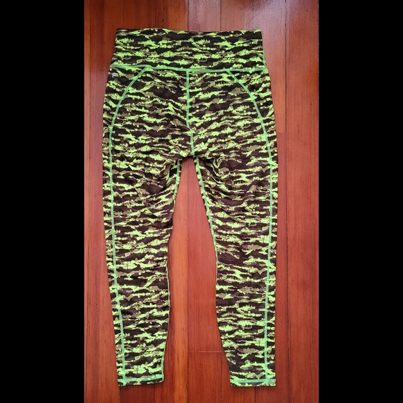 Fabletics Define PowerHold High Waisted Leggings - Picture 7 of 11